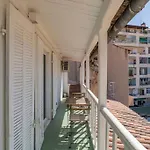 Un Balcon En Ville, Appartement 4 Pers Renove